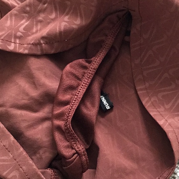 Nike running shorts NWT MSRP $55 - Picture 7 of 7